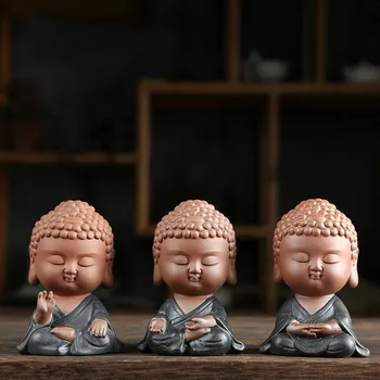 Zen Tathagata arbatos pet dekoratyviniai keramikos raudonos smėlio mažas vienuolis budos statula namų dekoro priedai šiuolaikinės miniatiūrinės figūrėlės