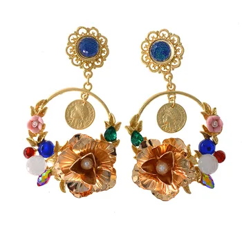 Naujas atvykimo ponios perdėti lašas auskarai baroko vintage auskarai aukso spalvos gėlių žavesio auskarai papuošalai