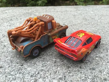 Disney Pixar Cars 2 Lightning McQueen & Mater 2vnt Metalo Diecast Žaislinius Automobilius Nustatyti Naują Laisvas