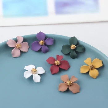 Naujausias 30pcs/daug spalvų, Guminių dažų animacinių filmų gėlės formos lydinio mados gėlių kerai 