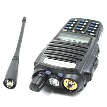 BaoFeng UV-82 8W Du Būdu Radijo Kumpis Radijo Walkie Talkie Tri-Power Dual band 136-174MHz 400-520MHz Nešiojamą FM radijo stotelė