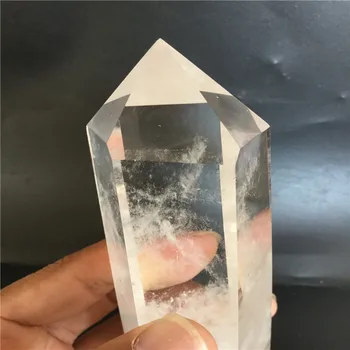 Didelės ir aiškios white primityvus kristalų mėginių energijos skiltyje natūralių kristalų grupių