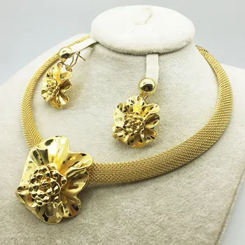 Didmeninės nauja dubajaus aukso papuošalai moterų mados karoliai prabangus papuošalų rinkinys vestuvių karoliai 24k aukso dizaino karoliai