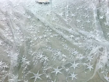 LE002 Off White Akių siuvinėjimo Žvaigždžių nuotakos vestuvių gown dress nėrinių audinio 130 CM pločio Chantilly Nėrinių audinys