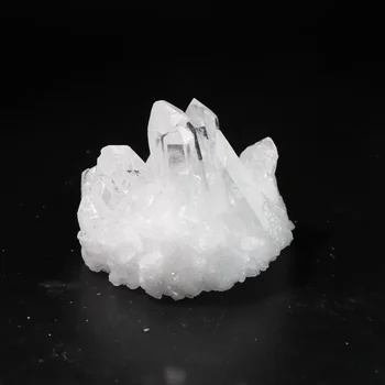 Apie 70g Natūrali ir graži kvarco kristalų sankaupos gydymo taškas