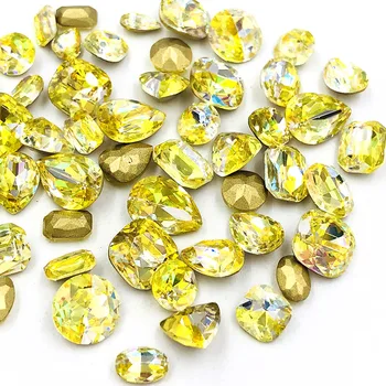 Naujas atvykimo Geltonos spalvos Lazerio pointback stiklo kristalų, cirkonio nagų papuošimai Mišrios formos Mišrios dydis 20pcs/50pcs