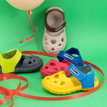 Nauja Vasaros Laimingas Mario vaikų sandalai Vaikus vasarą šlepetės korėjos Kūdikių Paplūdimio Bateliai mergaičių Berniukų Sporto skylę šlepetės SO017