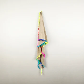 Liūtas anvi mados dizaino Trikampis Šalikai su vaivorykštės spalvų pom minkštos medvilnės Megzti Dramblio kaulo balta vasarą moterys šalikas ir skara