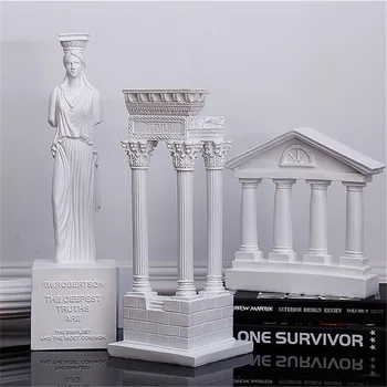 Skaldyti graikijos senovės miesto šventyklos architektūros modelis Romos skiltyje ornamentu Europos stiliaus apstatymas baldais dervos skulptūra
